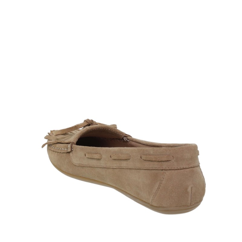 2092899CA - Mosasín piel Taupe